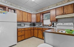 1020 E RANDALL Avenue, APPLETON, WI 54911
