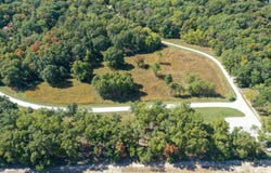N Dogwood Place, Dix, IL 62830