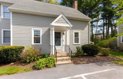 630 Twin Lakes Dr, Halifax, MA 02338