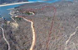 Central Ozarks Road, Edwards, MO 65326