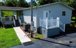 2208 Blackwater Road, London, KY 40744
