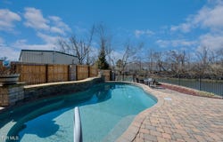 1565 Broad Street, Elizabethton, TN 37643