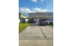4819 Apple Blossom Lane, St Cloud, FL 34771