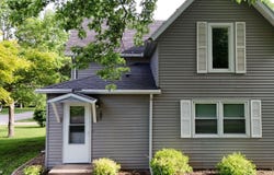 101 Ash Avenue E, Swea City, IA 50590
