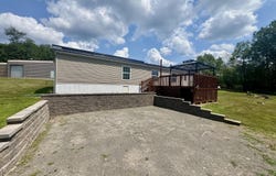 5905 State Route 171, Union Dale, PA 18470