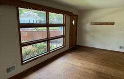 209 S LINCOLN Street, Washburn, IL 61570