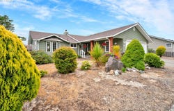 34 Wild Winds ST, Florence, OR 97439