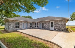 2460 State Highway 95 Highway N, Moulton, TX 77975