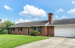 944 Hochgesang Avenue, Jasper, IN 47546