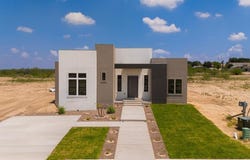 825 Ceniza Dr., Eagle Pass, TX 78552