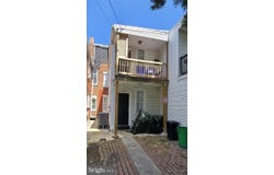 818 E MARKET Street, YORK, PA 17403