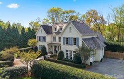 834 9th Avenue NW, Hickory, NC 28601