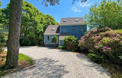 30 Norris Path, Teaticket, MA 02536