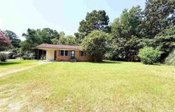 924 Alpine Dr, Florence, SC 29501