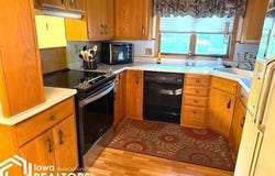 1904 127th Avenue, Algona, IA 50511