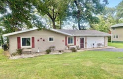 24624 E LAKEVIEW Drive, Canton, IL 61520
