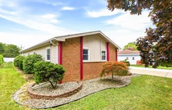 2904 Clayburn Road, Saginaw, MI 48603