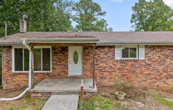 1128 Iris Drive, Rossville, GA 30741