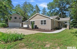 90 S Fox Mill Lane, Springfield, IL 62712