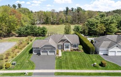 1032 Di Bella Drive, Schenectady, NY 12303