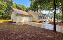160 Regency Drive, Bethlehem, GA 30620