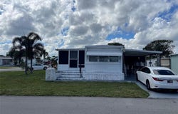 8501 SW 21st Ct, Davie, FL 33324
