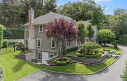 1481 N Country Road, Wading River, NY 11792