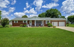 45 Beech St, Gallipolis, OH 45631