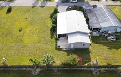 933 YACHT CLUB Way, Moore Haven, FL 33471
