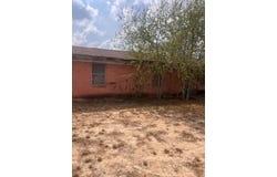 610 E Jackson St, Crystal City, TX 78839