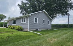 106 S 5Th Street, Breda, IA 51436