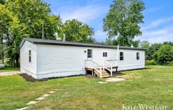 295 Shaw Road, Casnovia, MI 49318