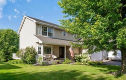 12864 Fondant Trail N, Hugo, MN 55038