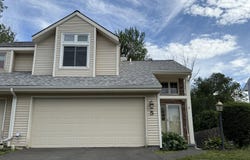 5 Crowsnest Court, Halfmoon, NY 12188