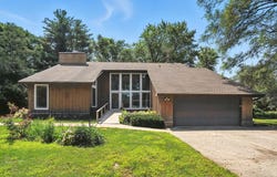 2488 239th Street, New Hampton, IA 50659