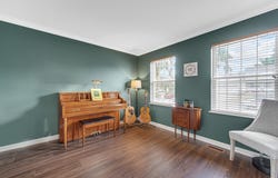 1514 Cynthia Court, Schererville, IN 46375