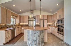 750 Roundup Rd, Westcliffe, CO 81252