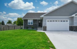 843 RED HAWK Drive, PULASKI, WI 54162