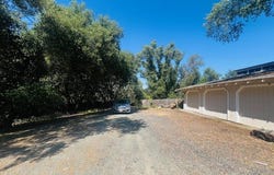 8697 Fraguero Road, Sonora, CA 95370