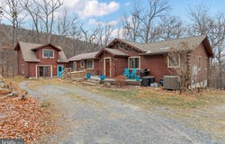 1400 CORE Road, ROMNEY, WV 26757