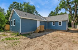 6 W Hupp Road, La Porte, IN 46350