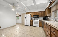 5878 Rose Circle, St. Anne, IL 60964