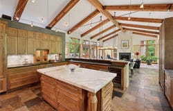 20545 Linden Road, Deephaven, MN 55331