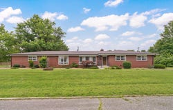 635 Valley View Drive, Mt Vernon, MO 65712