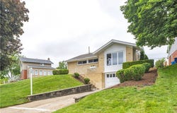 354 Ryan Dr, Pittsburgh, PA 15220