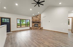 56504 Shaw Road, Olean, MO 65064
