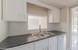 2015 Quail Ridge Road, Greenville, NC 27858