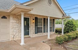 201 Pecan Village Circle, Waco, TX 76710