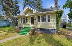 113 N 4th St, Cheney, WA 99004