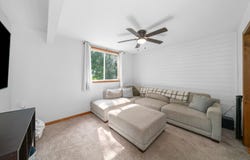 1422 E Arnold Street, Sandwich, IL 60548